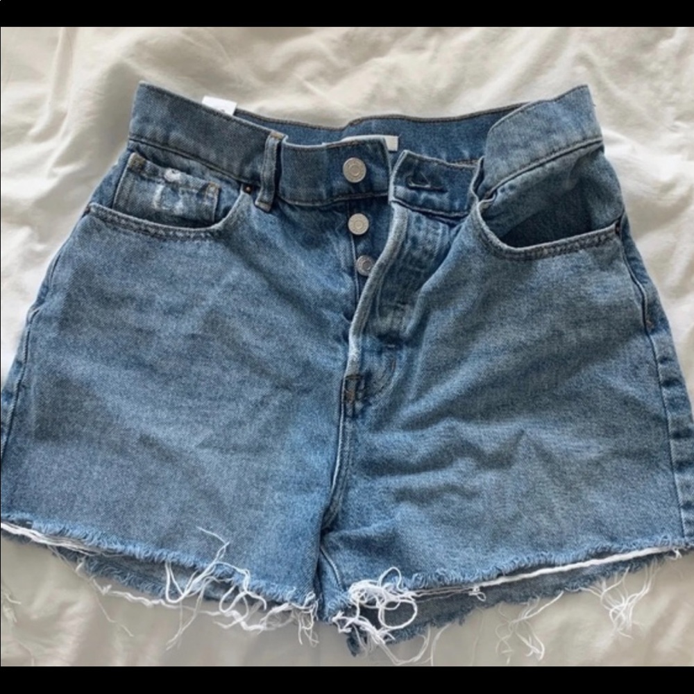 (Sold) Pacsun high rise icon denim shorts